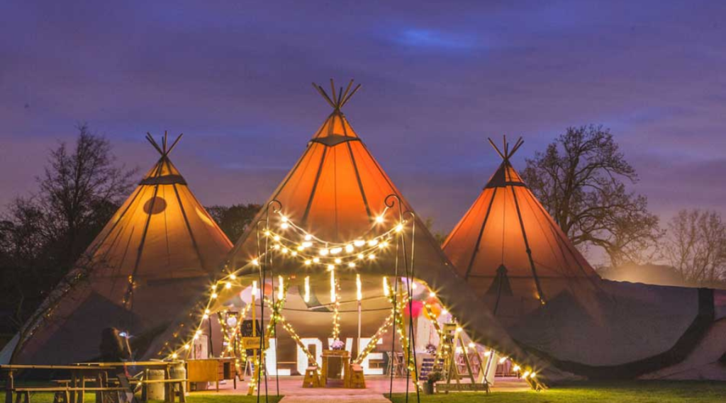 Tiendas tipi para Glamping en la actualidad